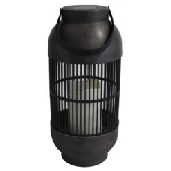 Solarlaterne Aus Kunststoff Mit LED-Kerze